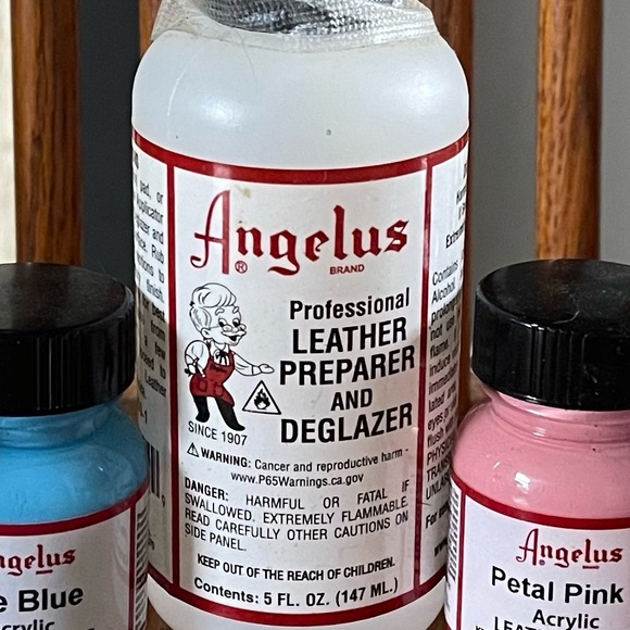 Angelus Leather Paint - Picture 4 of 4